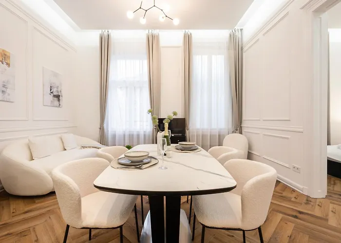 Appartamento Lázár 16 - Royal Opera Suite, Location By Bqa *