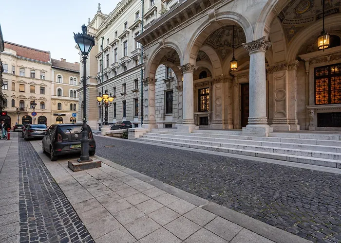 Appartamento Lázár 16 - Royal Opera Suite, Location By Bqa Budapest