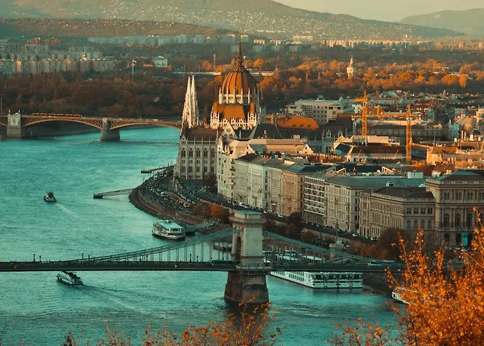 Lázár 16 - Royal Opera Suite, Location By Bqa Appartamento Budapest