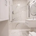 Lazar 16 - Royal Opera Suite, Location By Bqa Apartmán Budapešť
