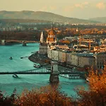 Lazar 16 - Royal Opera Suite, Location By Bqa Apartmán Budapešť