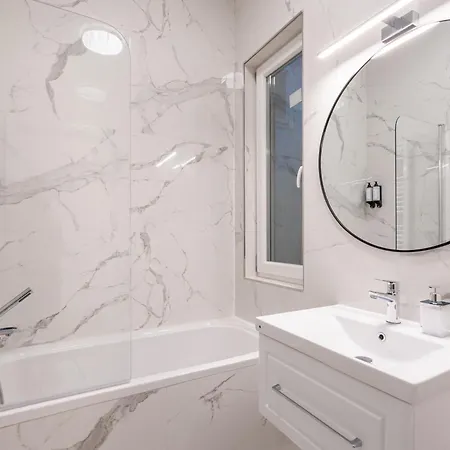 Διαμέρισμα Lazar 16 - Royal Opera Suite, Location By Bqa *