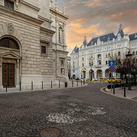 Lázár 16 - Royal Opera Suite, Location By Bqa Apartamento